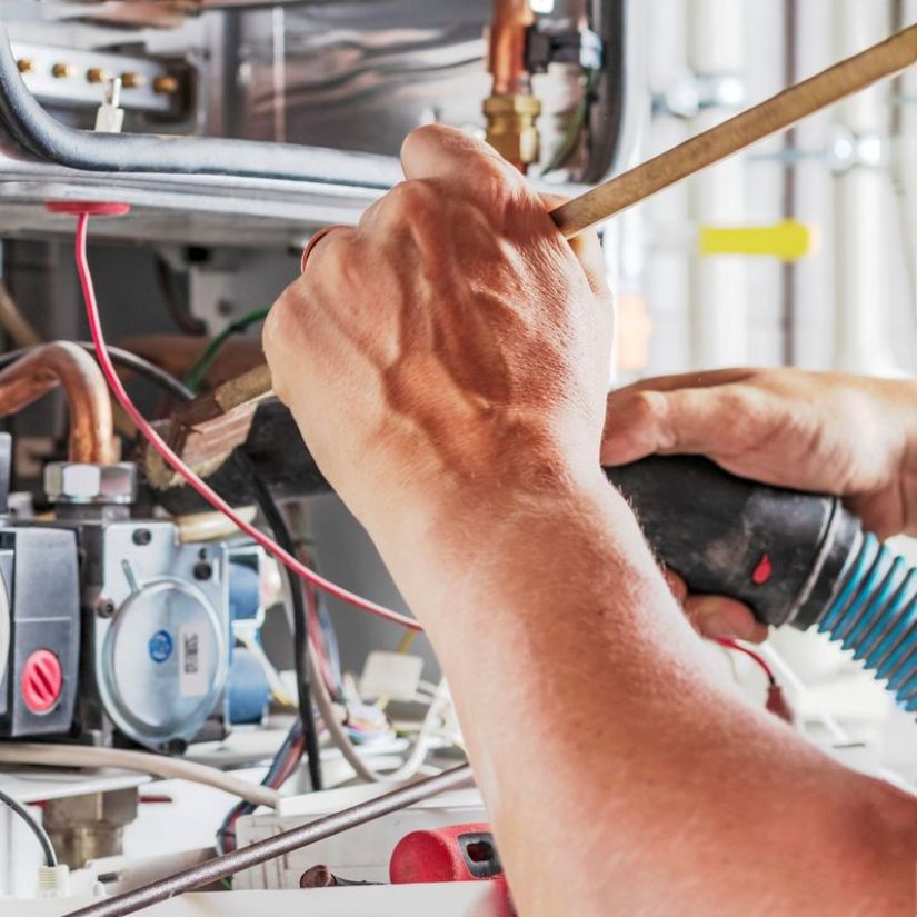 Sinais de que Você deve Chamar um Técnico para o seu Aquecedor a Gás.