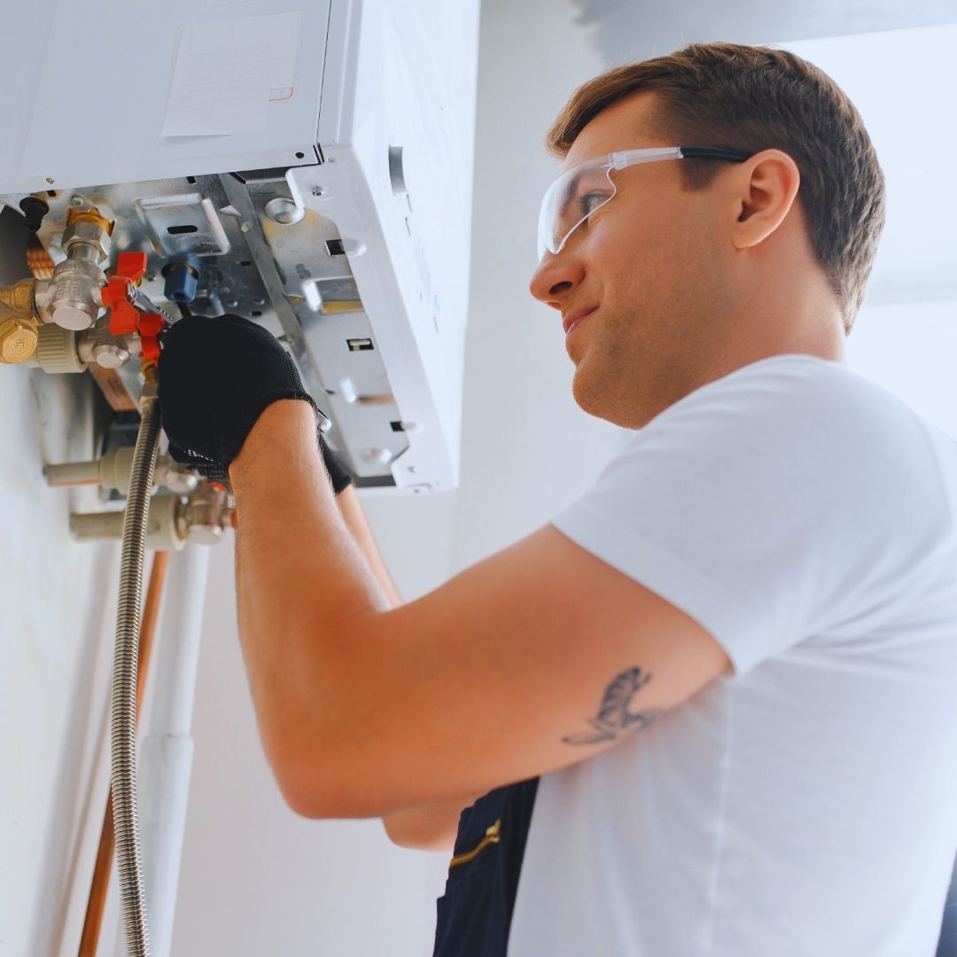 Manter o aquecedor a gás em boas condições é essencial para garantir segurança e economia no seu uso diário.